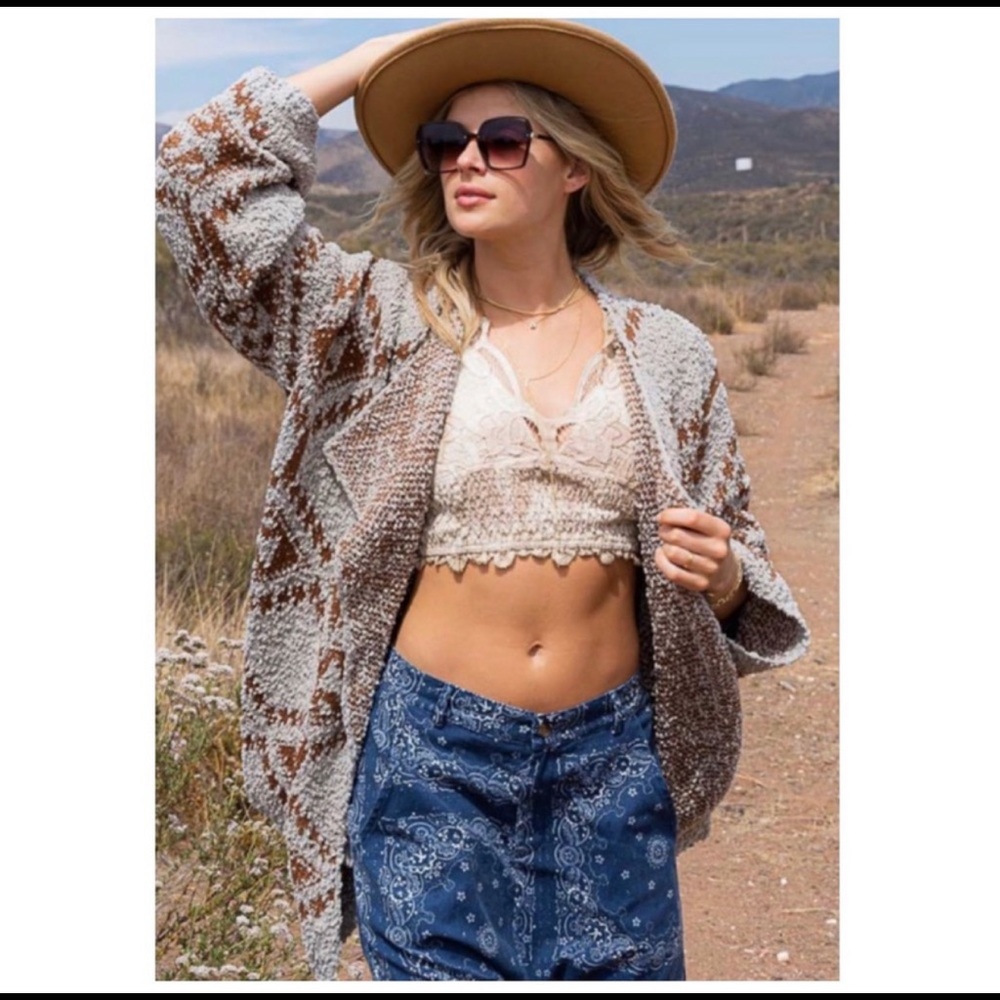 POL-ITS HERE AND ITS AMAZING!!  NEW FOR AZTEC LOVERS! POL OPEN FRONT CARDIGAN